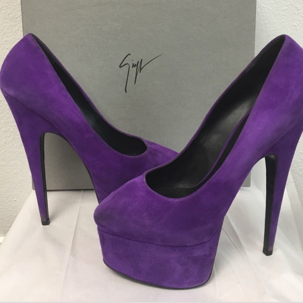 Giuseppe Zanotti Suede Platform Pumps - No box